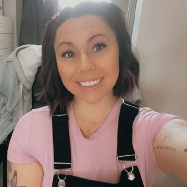 cropped-Shawna_600.jpg