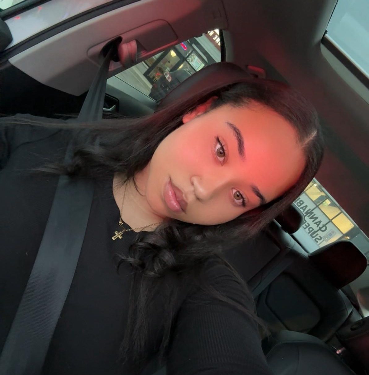 cropped-a2e839a5-3028-44a2-9a9c-0b377de2bf0b.jpg